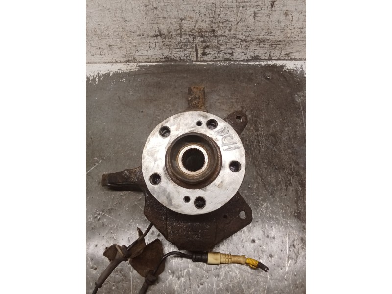 Recambio de mangueta delantera derecha para renault espace iv (jk0/1_) 2.0 dci (jk02, jk03) referencia OEM IAM   