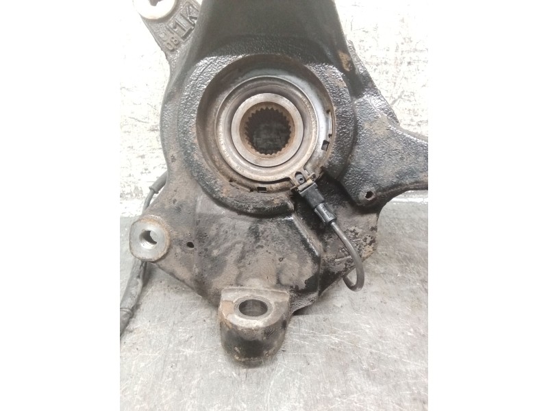 Recambio de mangueta delantera derecha para renault espace iv (jk0/1_) 2.0 dci (jk02, jk03) referencia OEM IAM   