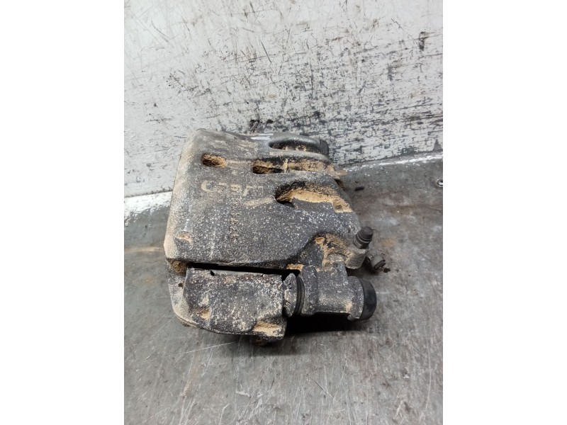Recambio de pinza freno delantera derecha para iveco daily vi caja/chasis 33s16, 35s16, 35c16, 40c16, 50c16 referencia OEM IAM  