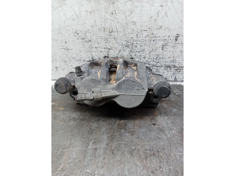 Recambio de pinza freno delantera derecha para iveco daily vi caja/chasis 33s16, 35s16, 35c16, 40c16, 50c16 referencia OEM IAM  