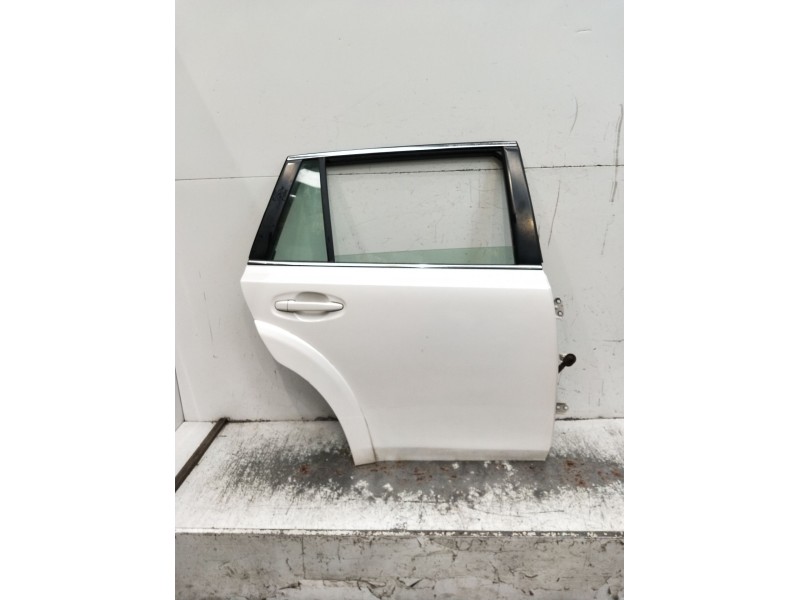 Recambio de puerta trasera derecha para subaru outback (br) 2.0 d awd (brd) referencia OEM IAM  5P 