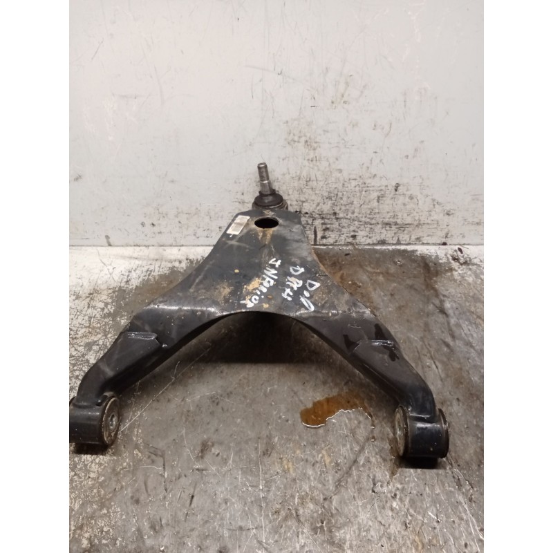 Recambio de brazo suspension inferior delantero derecho para iveco daily vi caja/chasis 33s16, 35s16, 35c16, 40c16, 50c16 refere