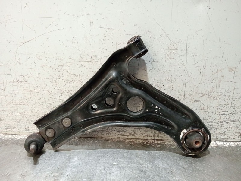 Recambio de brazo suspension inferior delantero izquierdo para chevrolet aveo / kalos hatchback (t250, t255) 1.2 referencia OEM 