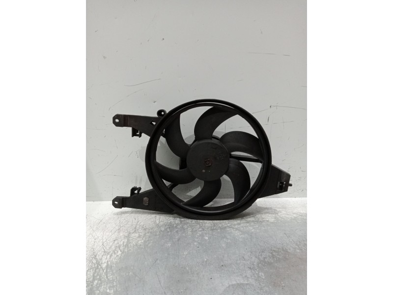 Recambio de electroventilador para nissan micra ii (k11) 1.0 i 16v referencia OEM IAM   
