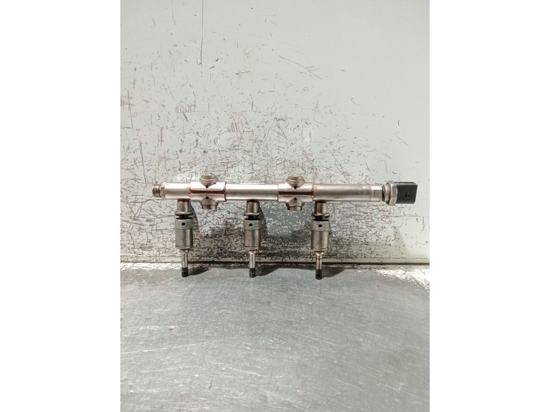 Recambio de rampa inyectora para seat ibiza (kj1) reference referencia OEM IAM 04C133320F  