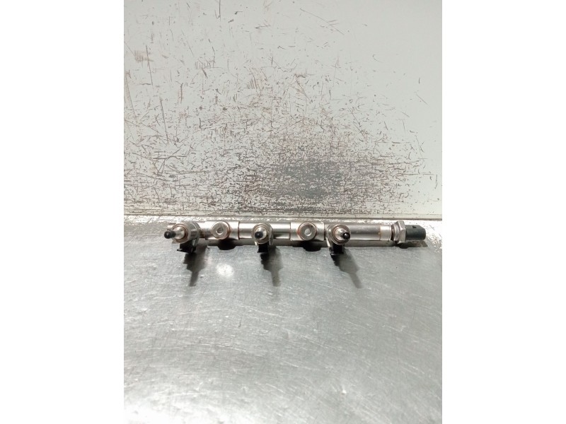 Recambio de rampa inyectora para seat ibiza (kj1) reference referencia OEM IAM 04C133320F  