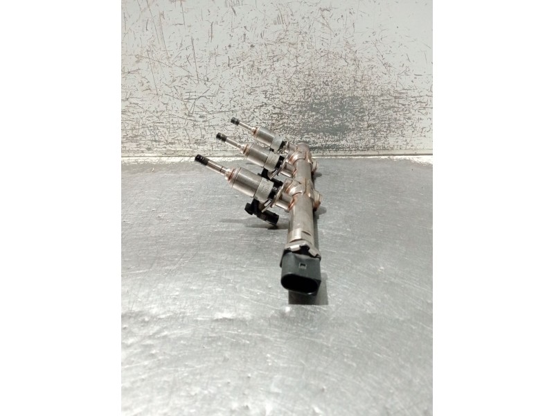 Recambio de rampa inyectora para seat ibiza (kj1) reference referencia OEM IAM 04C133320F  