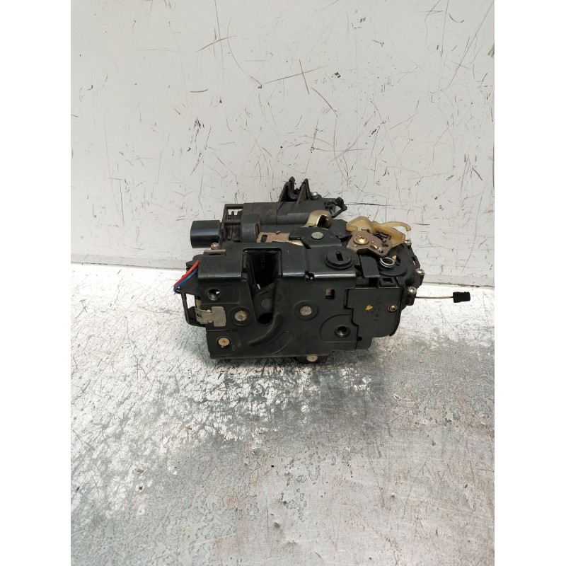 Recambio de motor cierre centralizado trasero derecho para seat leon (1m1) 1.9 tdi referencia OEM IAM  5P 