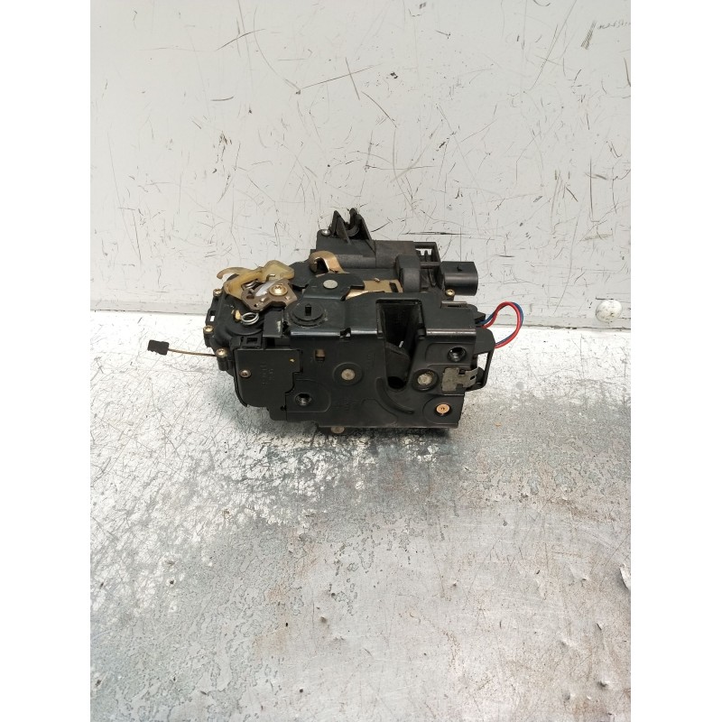 Recambio de motor cierre centralizado trasero izquierdo para seat leon (1m1) 1.9 tdi referencia OEM IAM  5P 