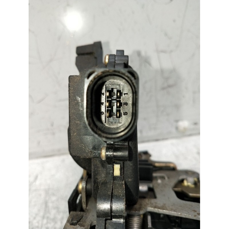 Recambio de motor cierre centralizado trasero izquierdo para seat leon (1m1) 1.9 tdi referencia OEM IAM  5P 