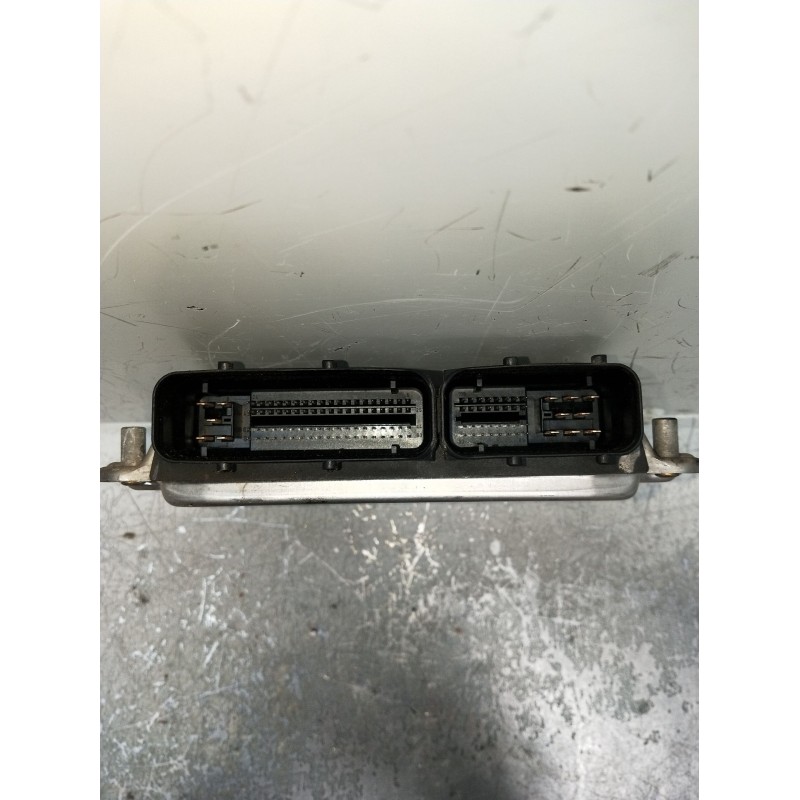 Recambio de centralita motor uce para seat leon (1m1) 1.9 tdi referencia OEM IAM 0281010683 038906012FK 
