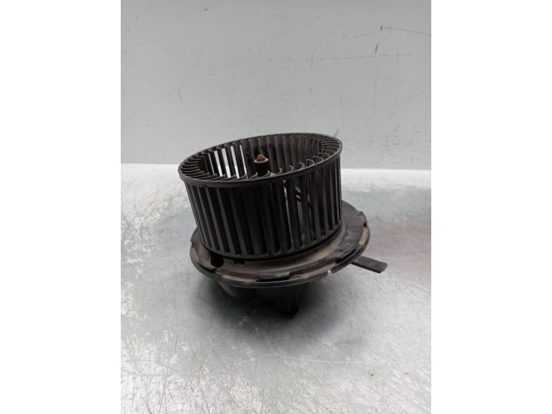 Recambio de motor calefaccion para skoda octavia ii (1z3) 1.9 tdi referencia OEM IAM   