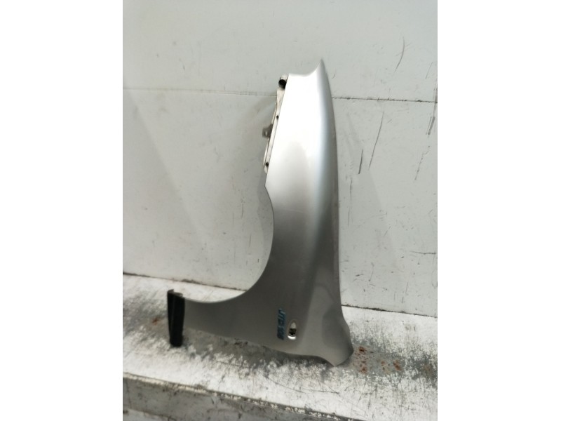 Recambio de aleta delantera izquierda para fiat brava (182_) 1.9 jtd 105 referencia OEM IAM   