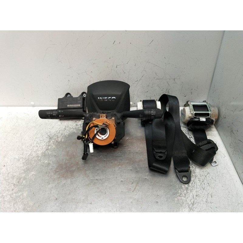 Recambio de kit airbag para iveco daily vi caja/chasis 33s16, 35s16, 35c16, 40c16, 50c16 referencia OEM IAM 5801460860 139935 