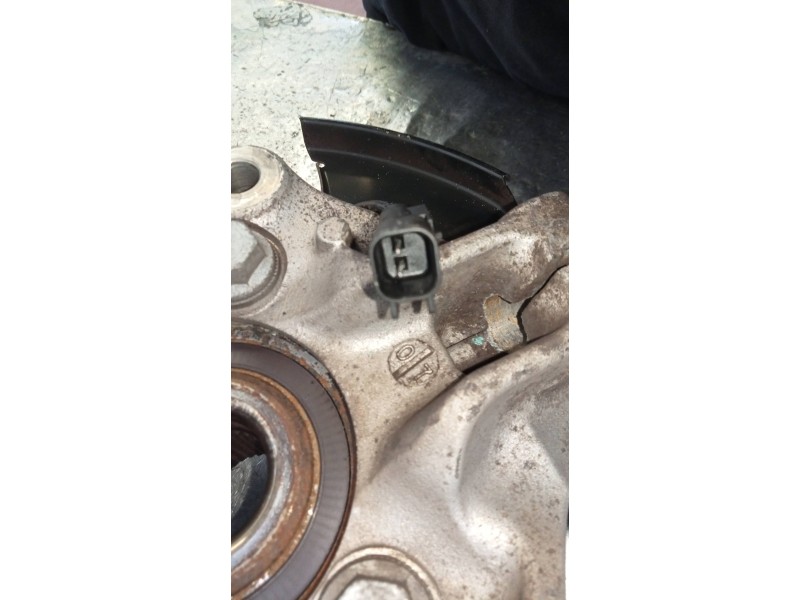 Recambio de mangueta delantera izquierda para opel zafira tourer selective referencia OEM IAM 13583479  