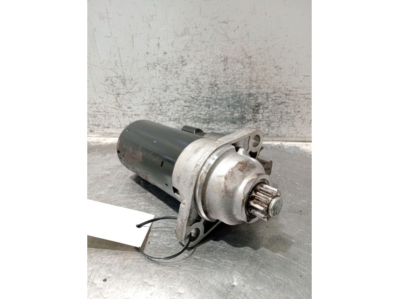 Recambio de motor arranque para volkswagen polo iv (9n_, 9a_) 1.4 tdi referencia OEM IAM   