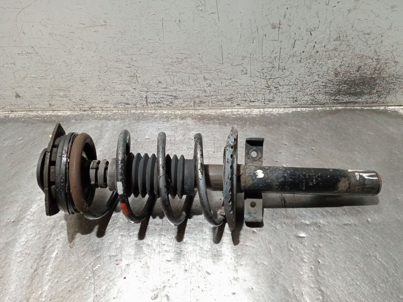 Recambio de amortiguador delantero izquierdo para renault megane ii sedán (lm0/1_) 1.5 dci (lm0f, lm0t, lm2b) referencia OEM IAM