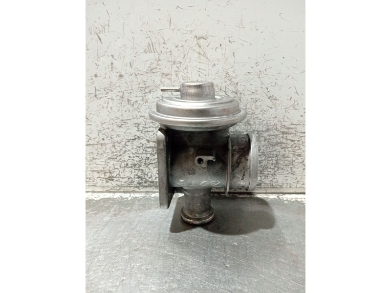 Recambio de valvula egr para bmw 3 (e46) 320 d referencia OEM IAM 7785452 72826400 