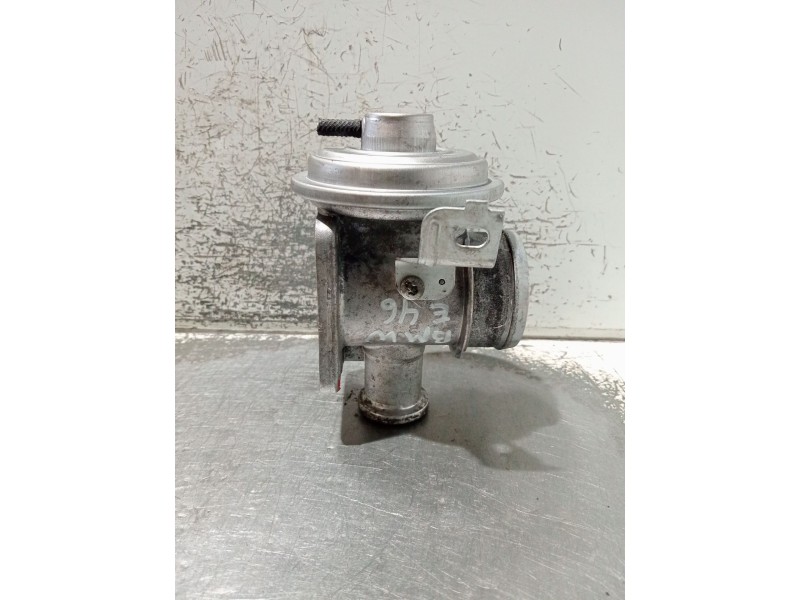 Recambio de valvula egr para bmw 3 (e46) 320 d referencia OEM IAM 7785452 72826400 