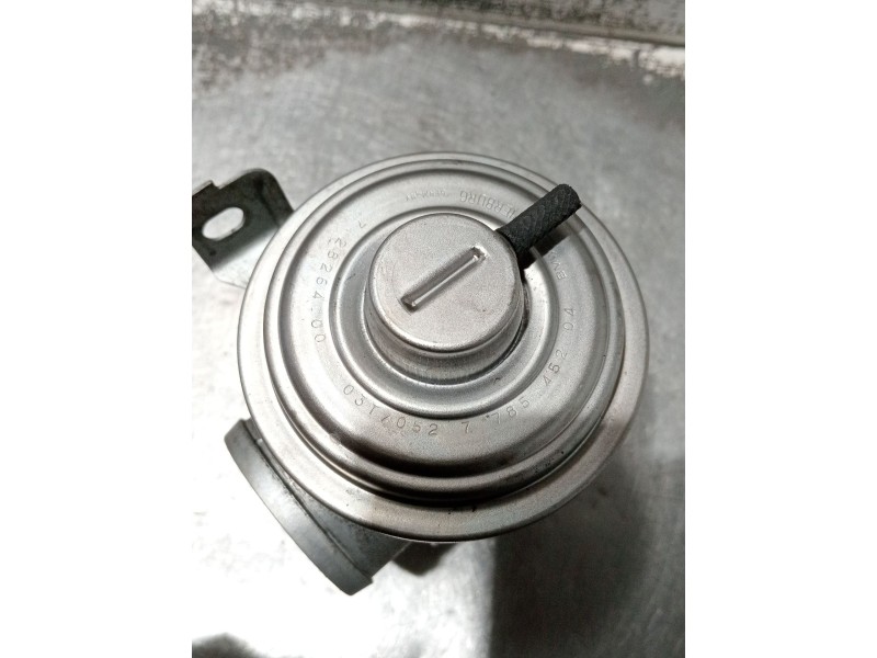 Recambio de valvula egr para bmw 3 (e46) 320 d referencia OEM IAM 7785452 72826400 