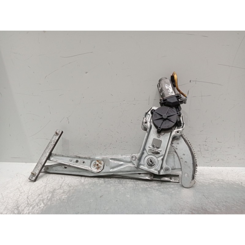 Recambio de elevalunas delantero izquierdo para nissan micra ii (k11) 1.0 i 16v referencia OEM IAM 400665t6 5P 