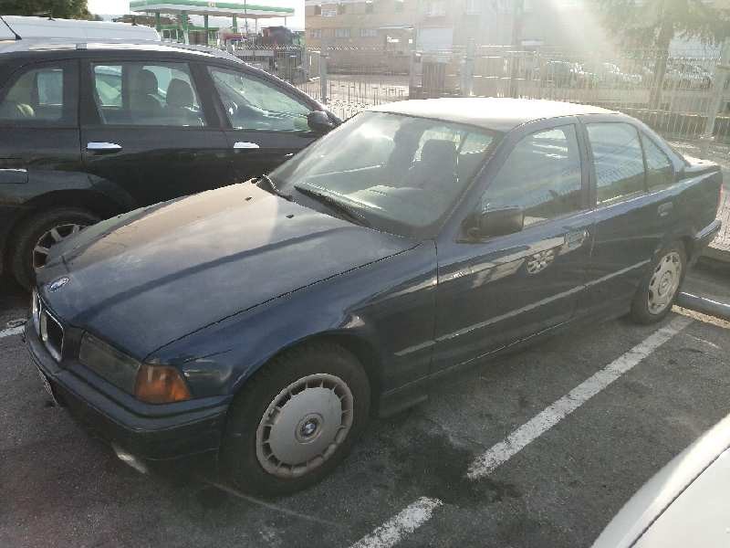 bmw serie 3 berlina (e36) del año 1996