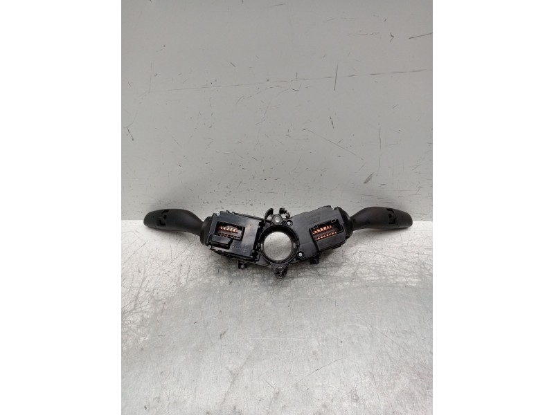 Recambio de mando luces para kia carens ( ) referencia OEM IAM 299139726  