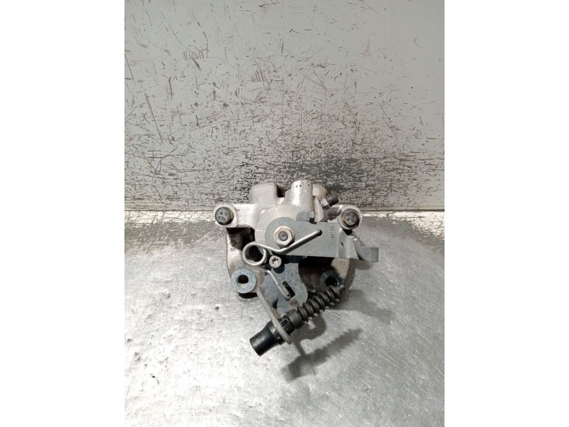 Recambio de pinza freno trasera derecha para seat leon (5f1) 1.6 tdi referencia OEM IAM 2976B  