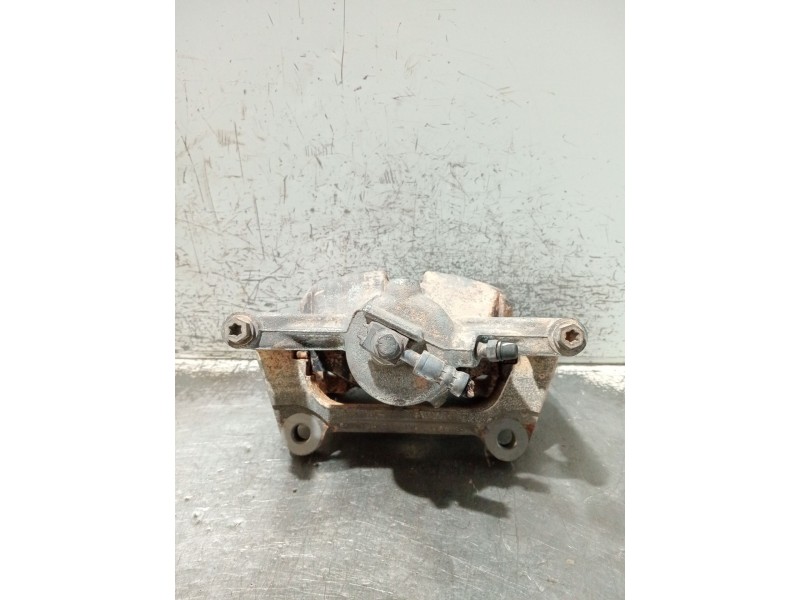 Recambio de pinza freno delantera derecha para volkswagen tiguan (ad1, ax1) 2.0 tdi referencia OEM IAM 6799G  