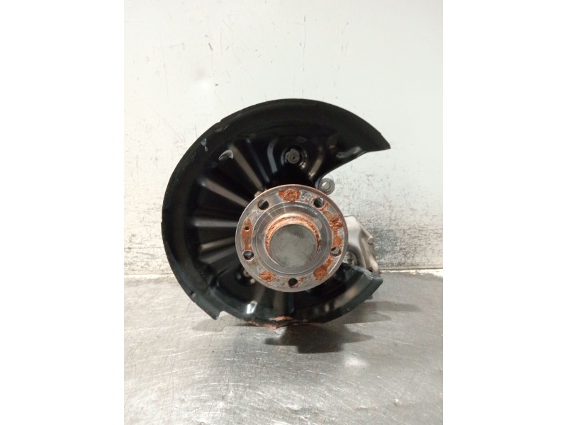 Recambio de mangueta trasera derecha para volkswagen tiguan (ad1, ax1) 2.0 tdi referencia OEM IAM 3Q0615612B  