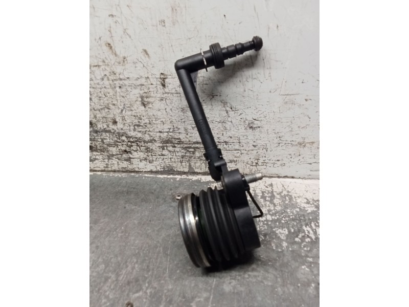 Recambio de bombin embrague para nissan qashqai (j10) referencia OEM IAM BB40530S33  
