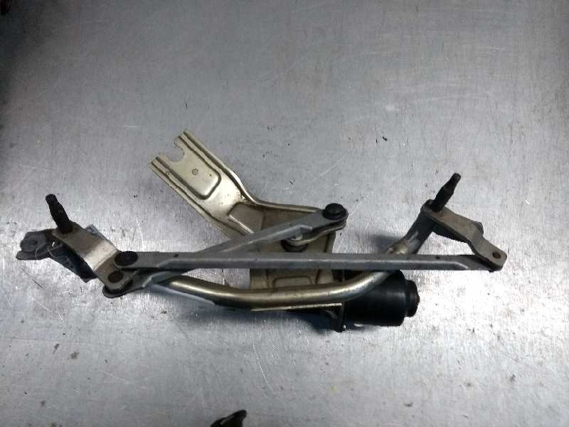 Recambio de motor limpia delantero para fiat linea (110) 1.6 jtdm 16v cat referencia OEM IAM T030 64300335 51753759 64300023