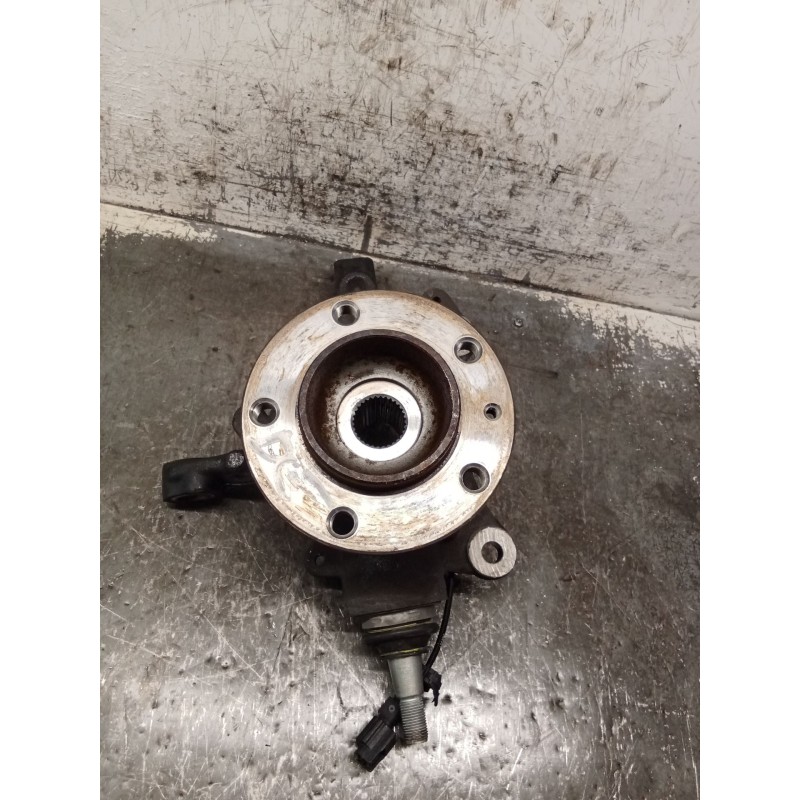 Recambio de mangueta delantera derecha para renault master iii furgoneta (fv) 2.3 dci 110 fwd (fv0r, fv0w) referencia OEM IAM   