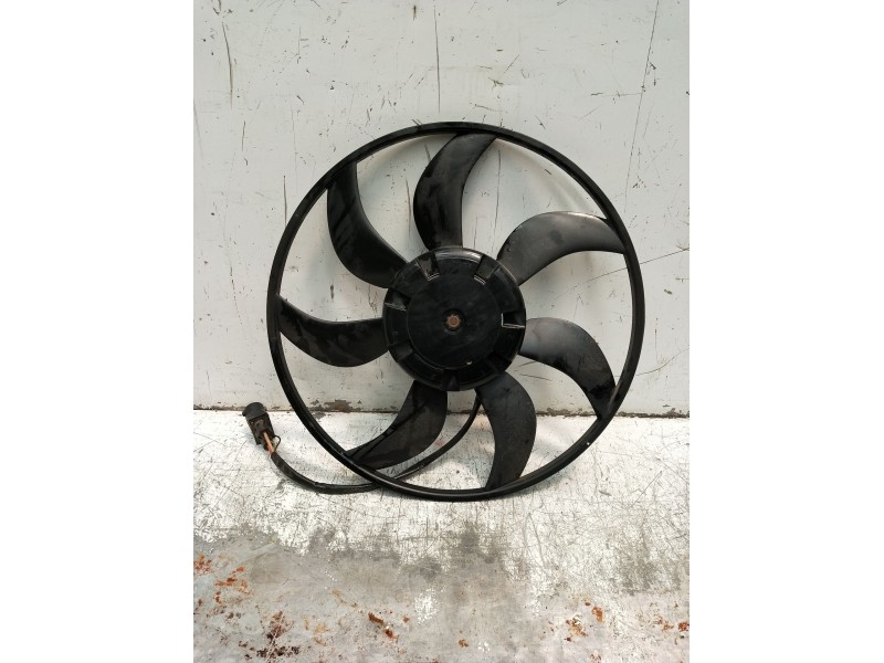 Recambio de electroventilador para seat leon (5f1) 1.6 tdi referencia OEM IAM 5Q0959455BG 5Q0121203DD 