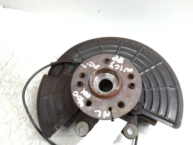 Recambio de mangueta delantera derecha para mercedes clase m (w163) 400 cdi (163.128) referencia OEM IAM   