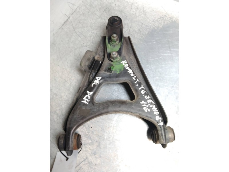 Recambio de brazo suspension inferior delantero derecho para renault 5 (b/c40) tl (b/c 401, b/c 40h) referencia OEM IAM   