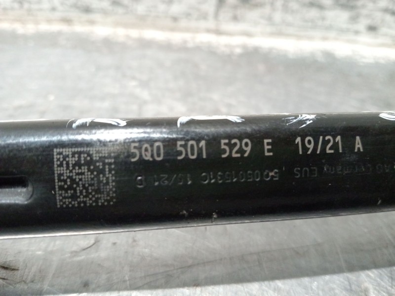 Recambio de brazo suspension superior trasero izquierdo para volkswagen tiguan (ad1, ax1) 2.0 tdi referencia OEM IAM 5Q0501529E 