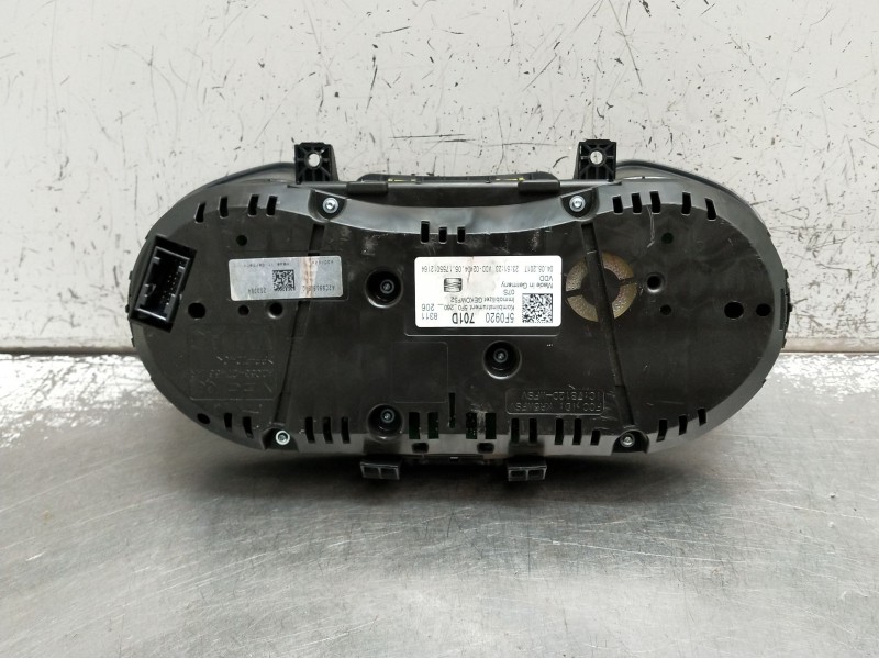 Recambio de cuadro instrumentos para seat leon (5f1) 1.6 tdi referencia OEM IAM 5F0920701D 1755012164 A2C83745400 A2C53427456AR