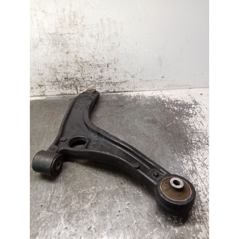 Recambio de brazo suspension inferior delantero derecho para renault master iii furgoneta (fv) 2.3 dci 110 fwd (fv0r, fv0w) refe