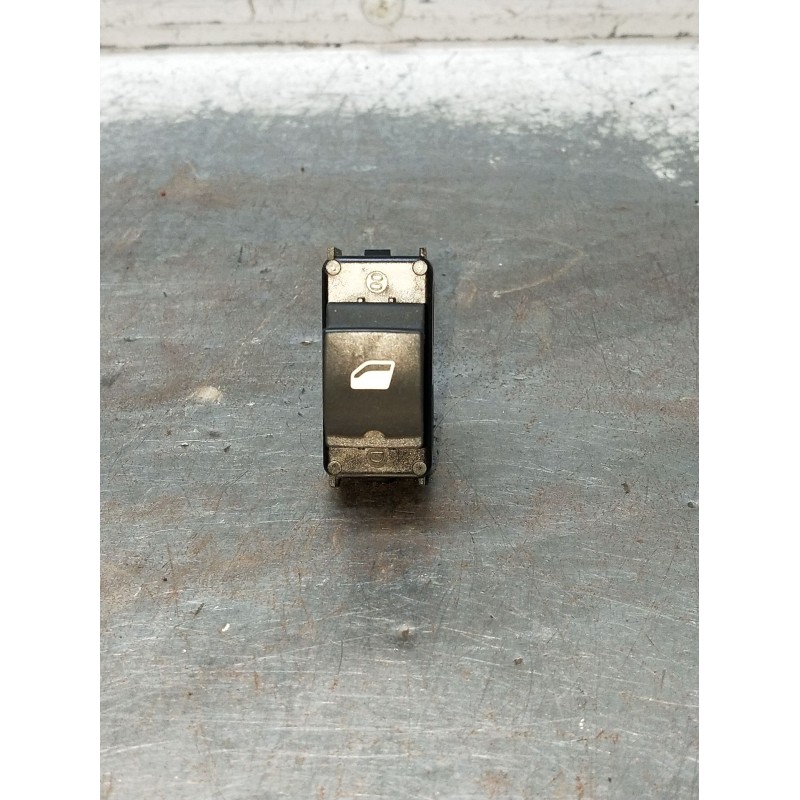 Recambio de mando elevalunas delantero derecho para peugeot 208 i (ca_, cc_) 1.6 hdi / bluehdi 75 referencia OEM IAM 96758217ZD 