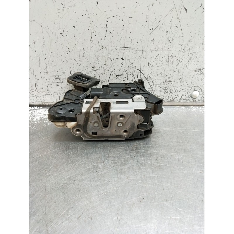 Recambio de motor cierre centralizado delantero izquierdo para seat leon (5f1) 1.6 tdi referencia OEM IAM 5K1837015J 5P 