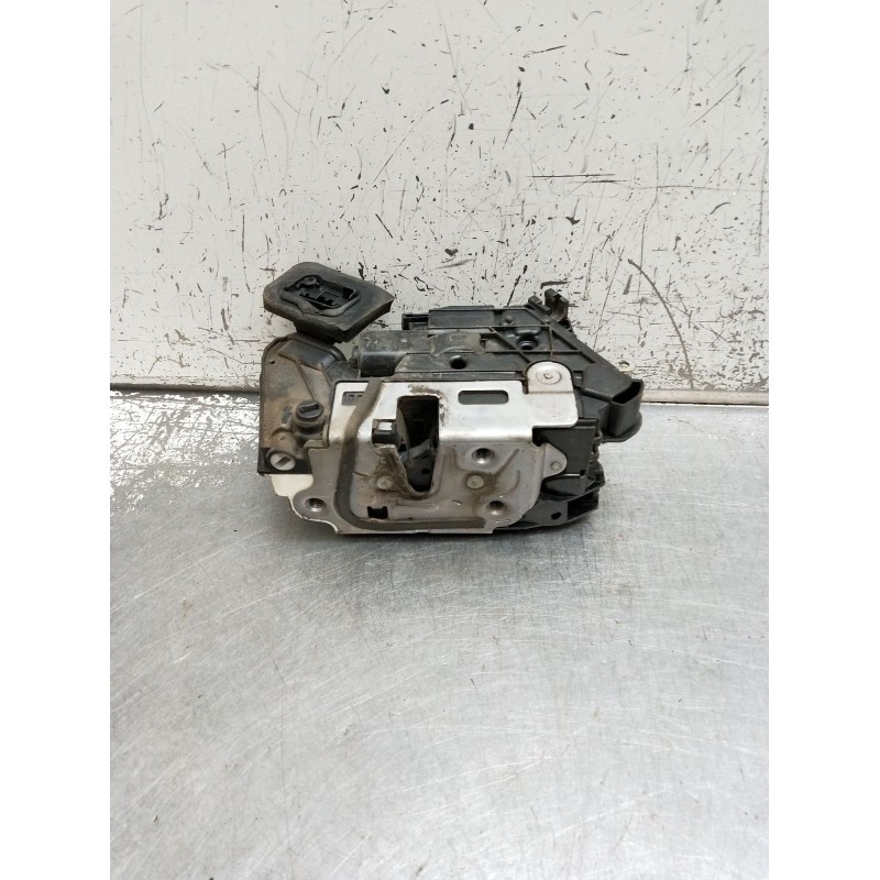 Recambio de motor cierre centralizado trasero izquierdo para seat leon (5f1) 1.6 tdi referencia OEM IAM 5K4839015AF 5P 