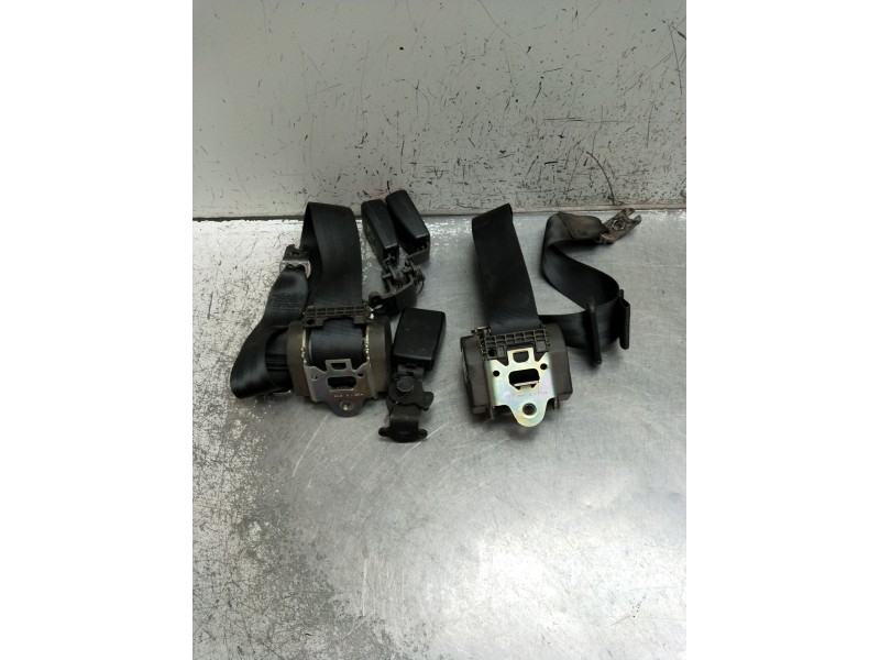 Recambio de juego cinturones trasero para seat leon (5f1) 1.6 tdi referencia OEM IAM  5P 