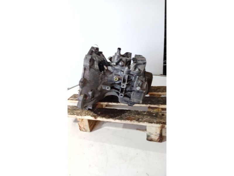 Recambio de caja cambios para opel combo furgoneta/monovolumen 1.3 cdti 16v referencia OEM IAM A12563F17W394 5V 