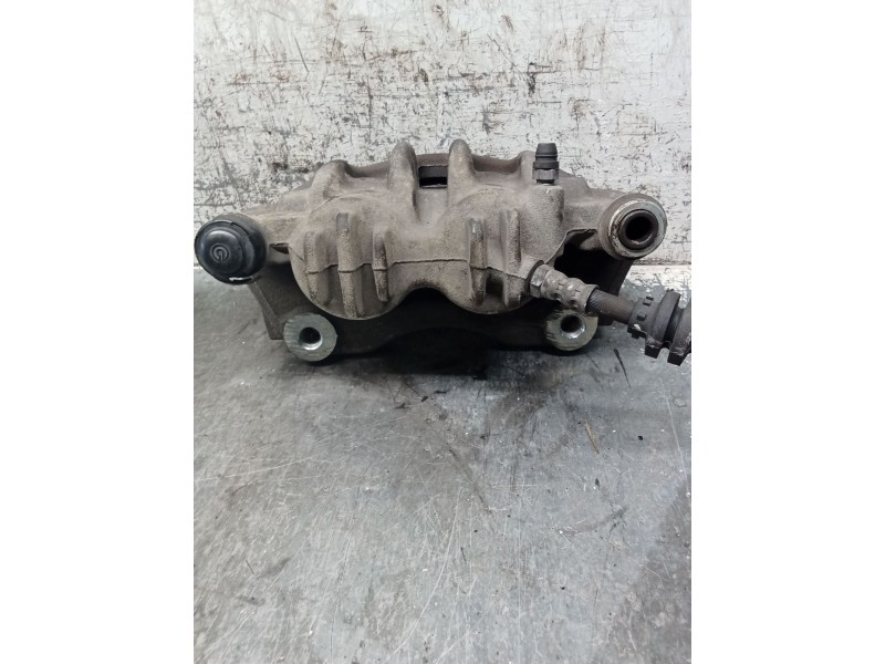 Recambio de pinza freno delantera derecha para renault master iii furgoneta (fv) 2.3 dci 110 fwd (fv0r, fv0w) referencia OEM IAM