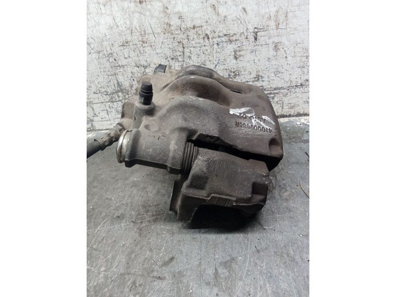 Recambio de pinza freno delantera derecha para renault master iii furgoneta (fv) 2.3 dci 110 fwd (fv0r, fv0w) referencia OEM IAM
