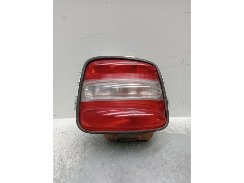 Recambio de piloto trasero derecho para fiat brava (182_) 1.9 jtd 105 referencia OEM IAM 37200751D  