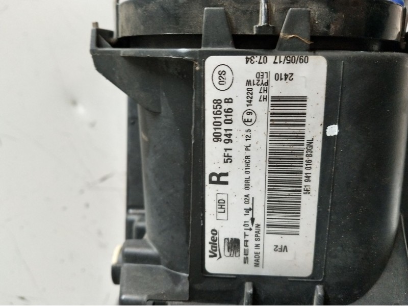 Recambio de faro derecho para seat leon (5f1) 1.6 tdi referencia OEM IAM 90101658 5f1941016b 