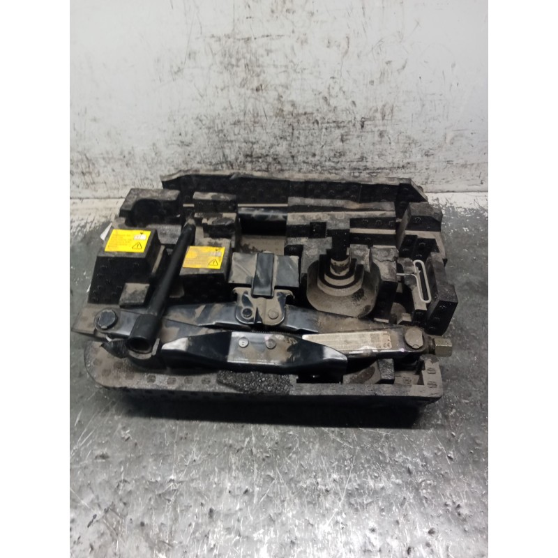 Recambio de gato para renault master iii furgoneta (fv) 2.3 dci 110 fwd (fv0r, fv0w) referencia OEM IAM   