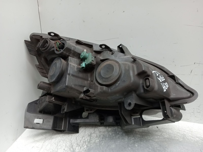 Recambio de faro izquierdo para renault scénic ii (jm0/1_) 1.5 dci (jm1e, jm16) referencia OEM IAM   